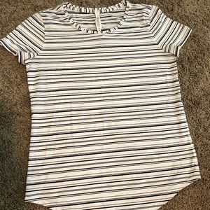 Lululemon Tshirt